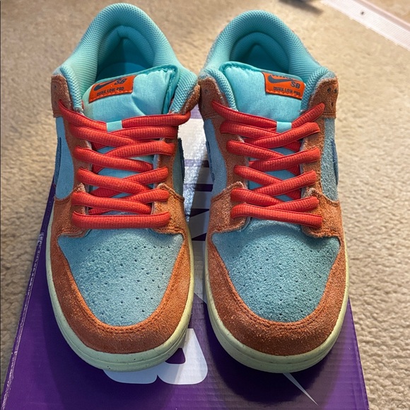 Nike men’s SB dunk low pro prm
Orange/aqua emerald rise - Picture 3 of 4